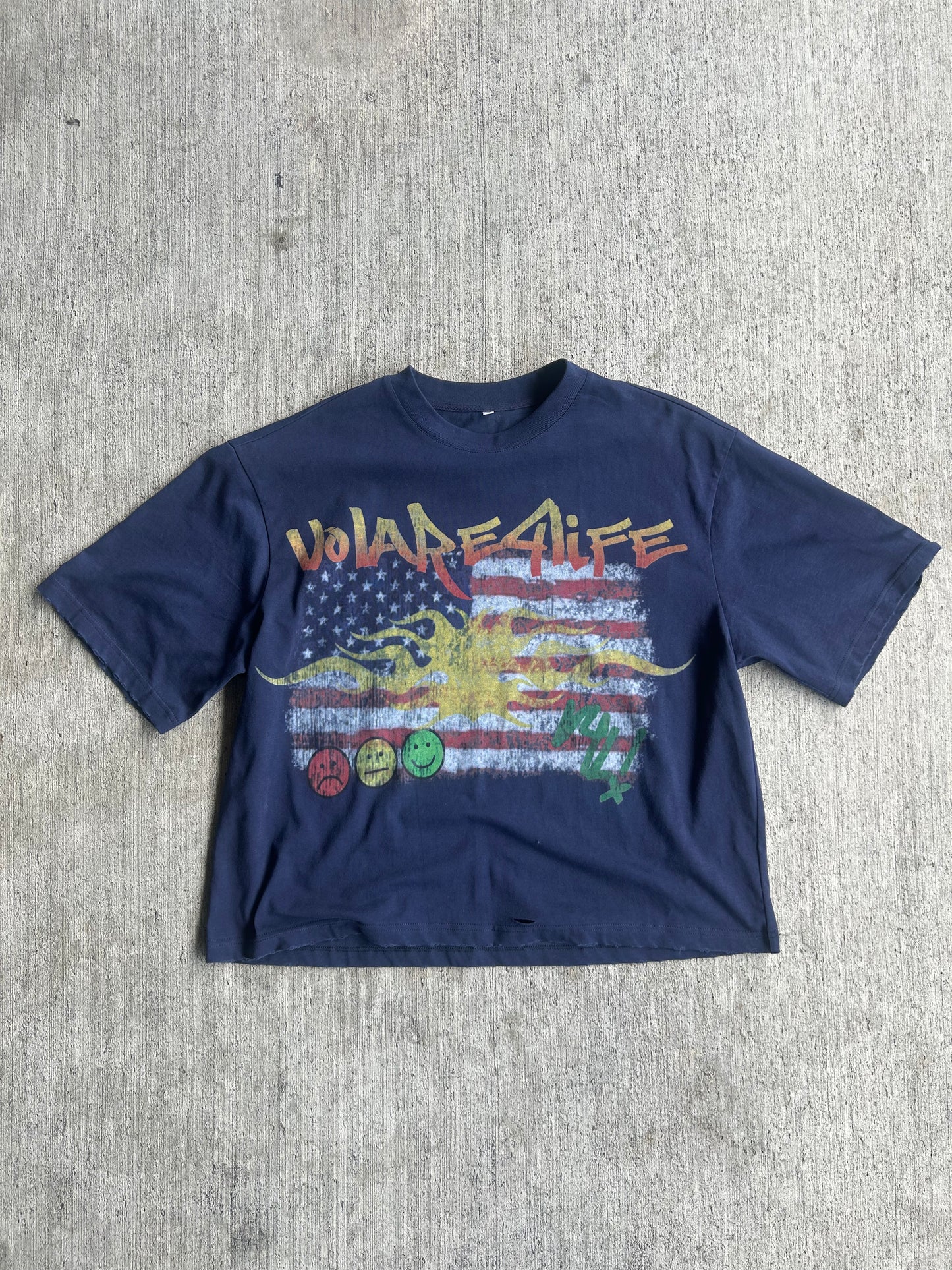 "DEBUT" TEE