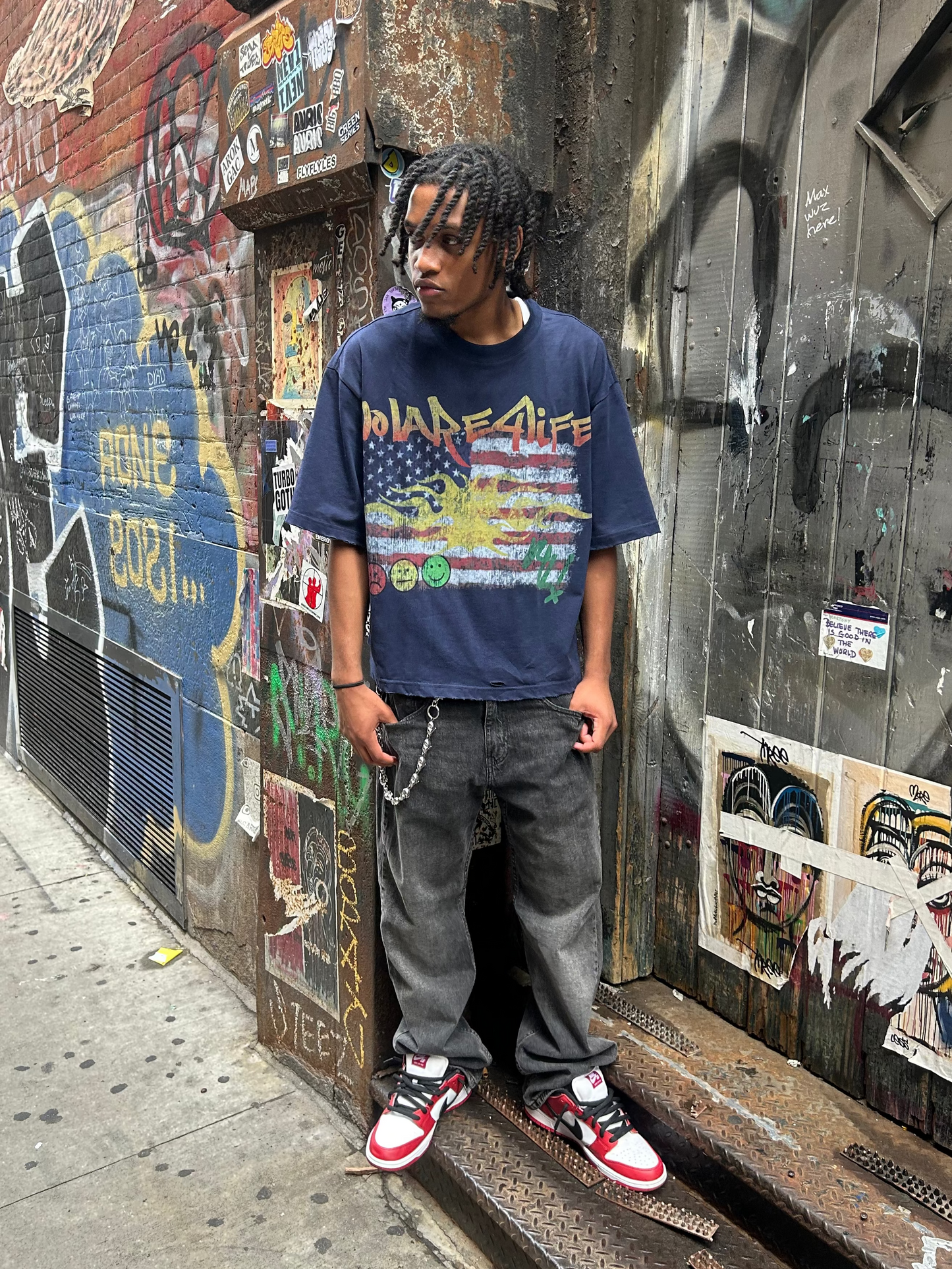 "DEBUT" TEE